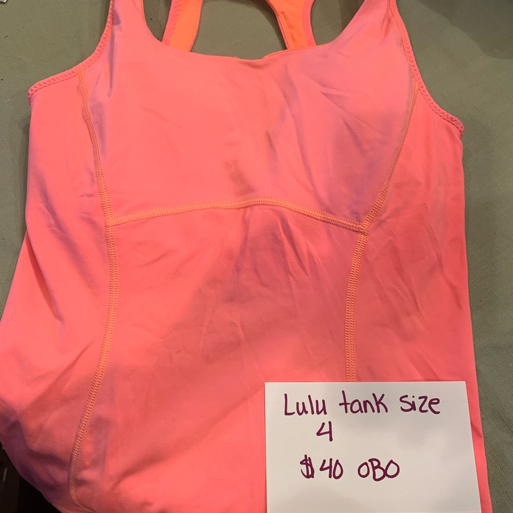 Lululemon tank size 4
